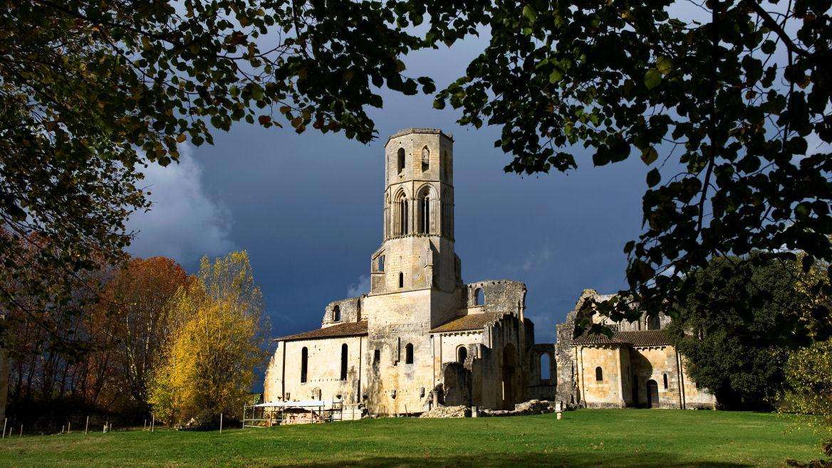 site-touristique-vinci-autoroutes-abbaye-sauve-majeure