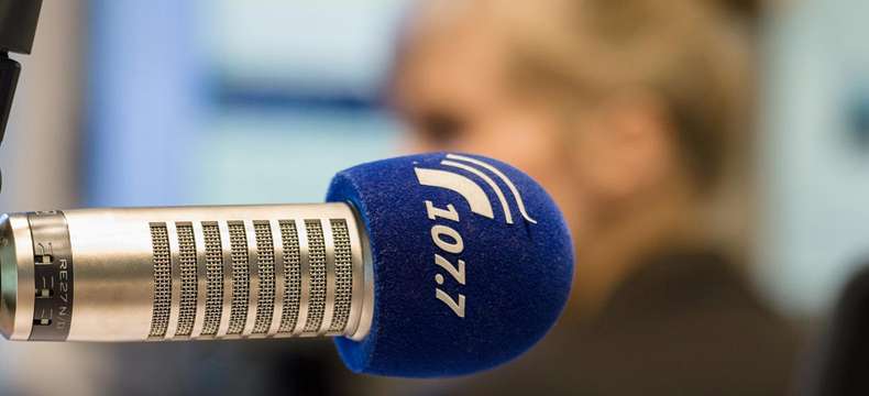 Fête de la radio : découvrez l'histoire du 107.7 et de Radio VINCI Autoroutes