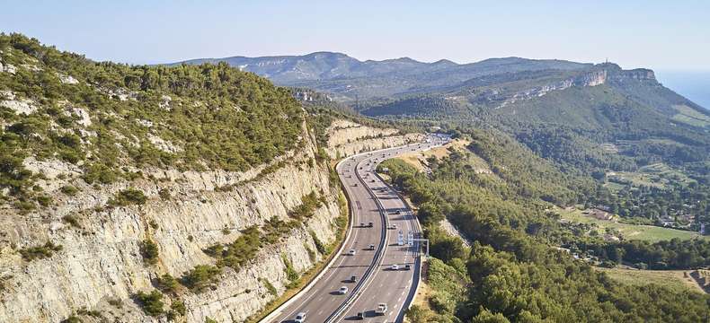 Supplément dans le journal La Provence : la route sans le carbone 