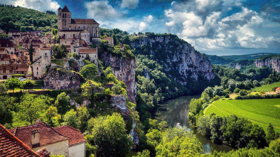 site-touristique-vinci-autoroutes-village-saint-cirq-lapopie