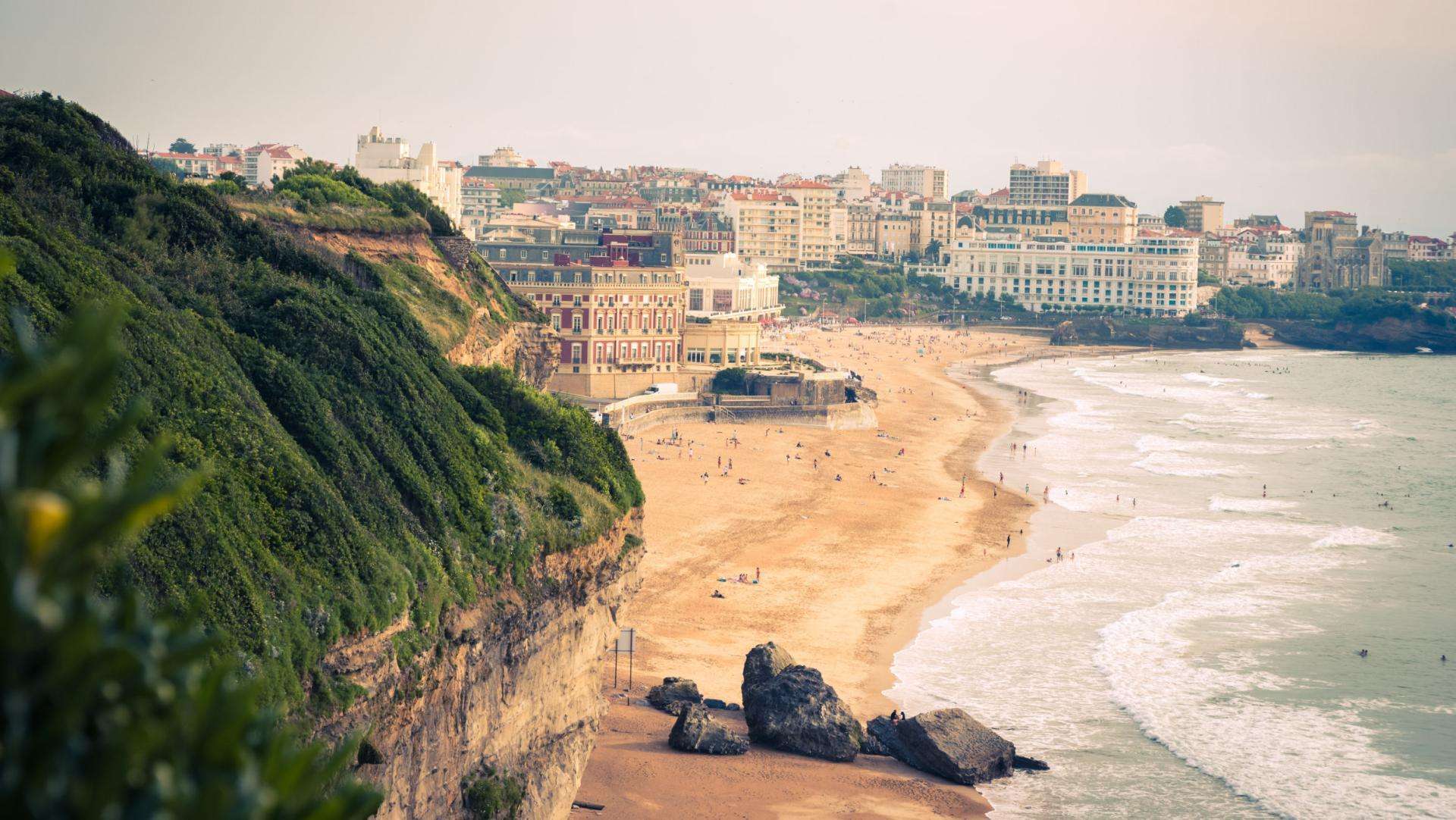 site-touristique-vinci-autoroutes-plage-miramar-biarritz