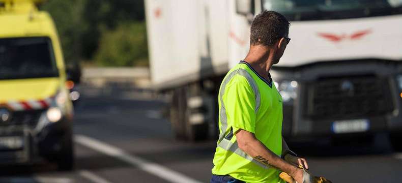 Protéger des vies… Une nouvelle campagne pour la sécurité des professionnels intervenant sur la route  