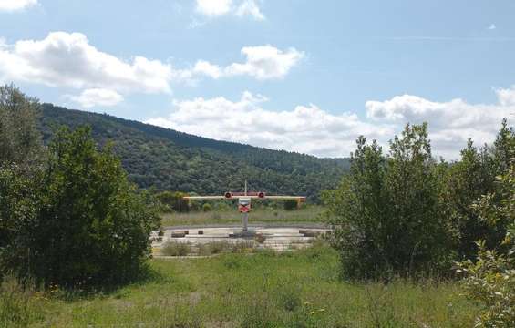 a57-aire-autoroute-suve-du-vent-canadair