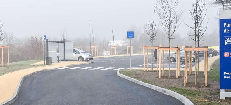 Le 52e parking de covoiturage inauguré à Communay (A46) au sud de Lyon