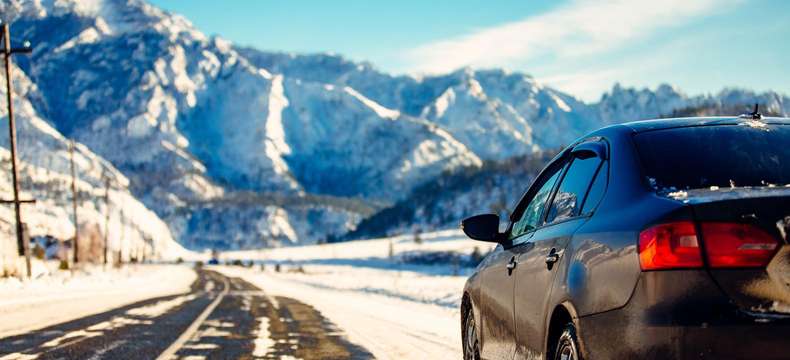 Verglas sur les routes : comment se comporter au volant 