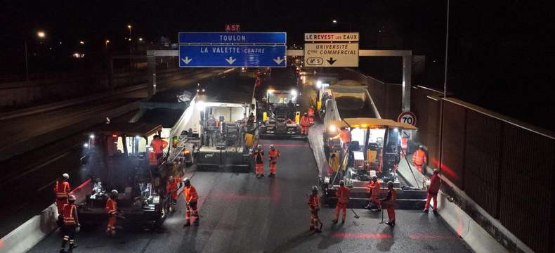 Toulon : les chaussées de l’A57 reçoivent leur dernière couche de bitume