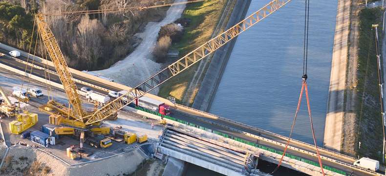 Bifurcation A7/A54 : les travaux de remplacement du pont sont lancés ! 