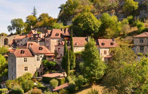 site-touristique-vinci-autoroutes-village-saint-cirq-lapopie