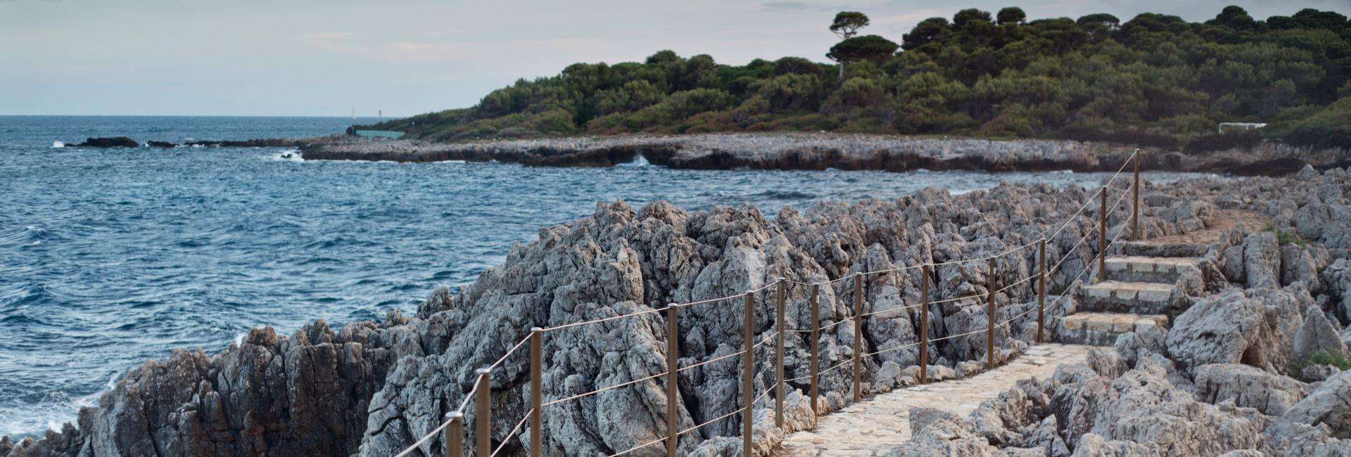 Le sentier littoral du Cap d'Antibes