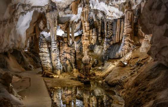 site-touristique-vinci-autoroutes-grotte-limousis