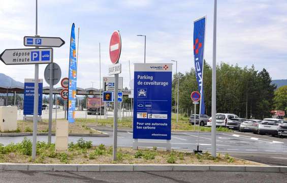 parking-covoiturage-autoroute