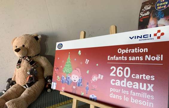 enfants-sans-noel-vinci-autoroutes-la-grande-recre